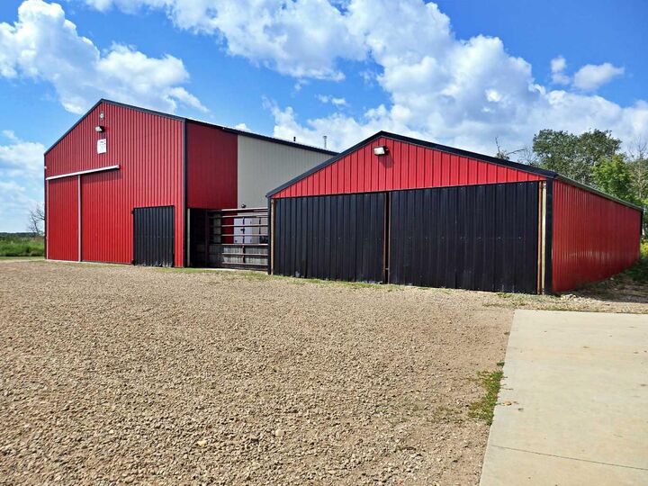 Property Photo: 483064 RR 71 AB T9X 2B4
