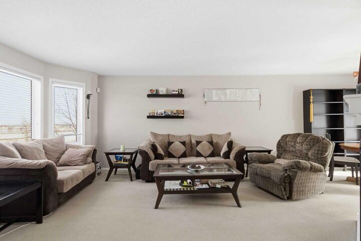 Photo de la propriété:  105 Loutit Road 808  AB T9K 2N5 