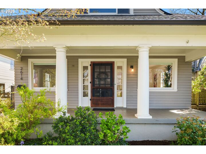 Property Photo:  2614 NE 27th Ave  OR 97212 