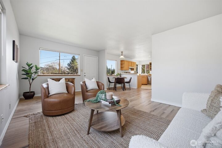 Property Photo:  4339  Alice Street  WA 98226 