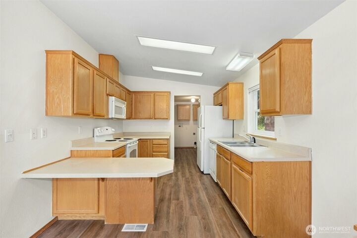 Property Photo:  1810  Casassa Road  WA 98922 