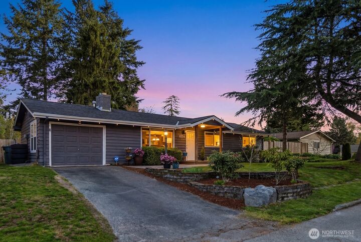 Property Photo: 8554 NE 137th Pl WA 98034
