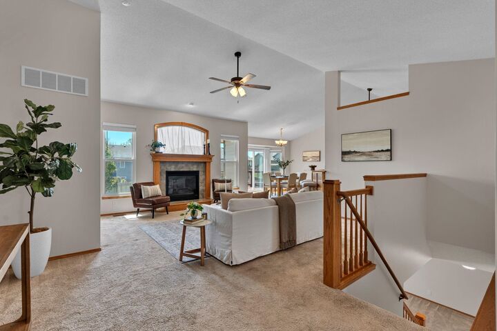 Property Photo: 3225 S Bluelake Ct KS 67215-1022