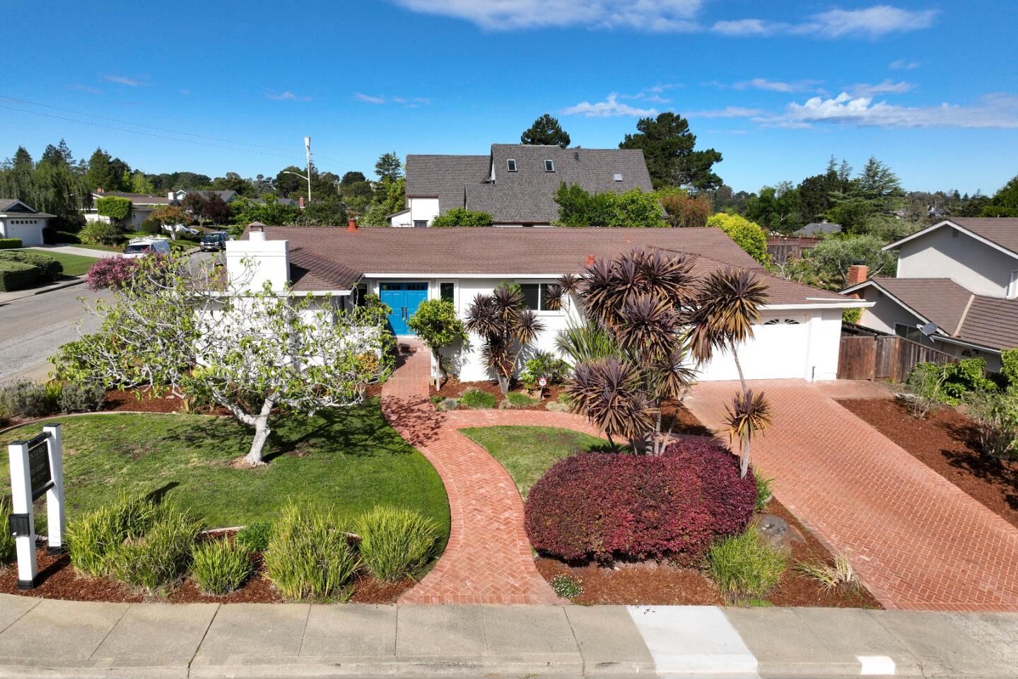 Property Photo:  2671 Comstock Circle  CA 94002 