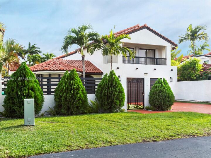 Property Photo:  11722 SW 107th Ter  FL 33186 