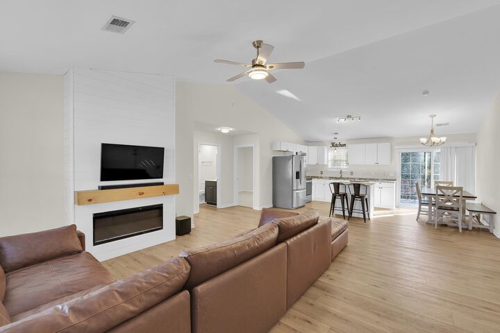 Property Photo: 466 Pleasant Green Drive SC 29349