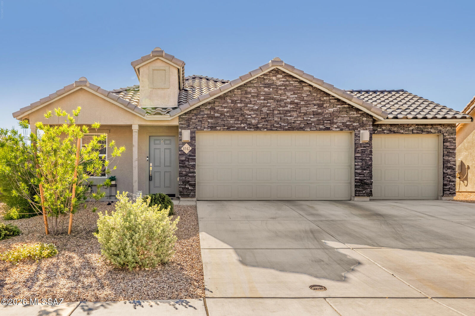 Property Photo:  8342 S Clara Roberts Way  AZ 85747 