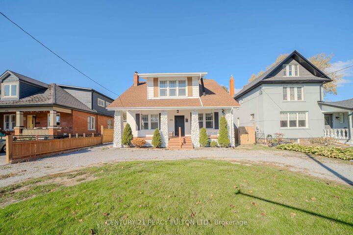 Property Photo:  296 King Street E  ON L1H 1C8 