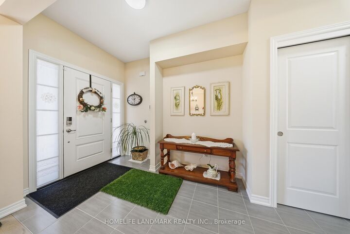Property Photo: 49 Monarch Street ON L3C 0E6