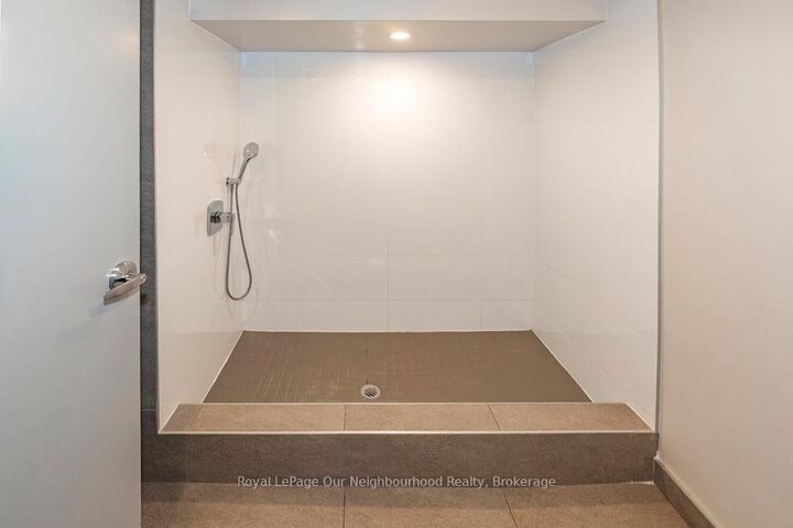 Property Photo:  90 Glen Everest Road 1003  ON M1N 0C3 