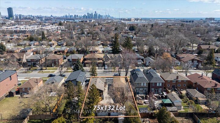 200 &Amp 204 Delta Street — photo 1
