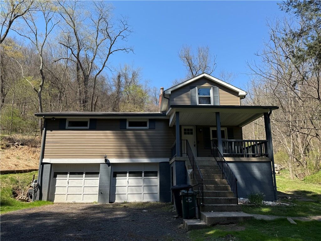 Property Photo:  3145 Jacks Run Rd  PA 15131 