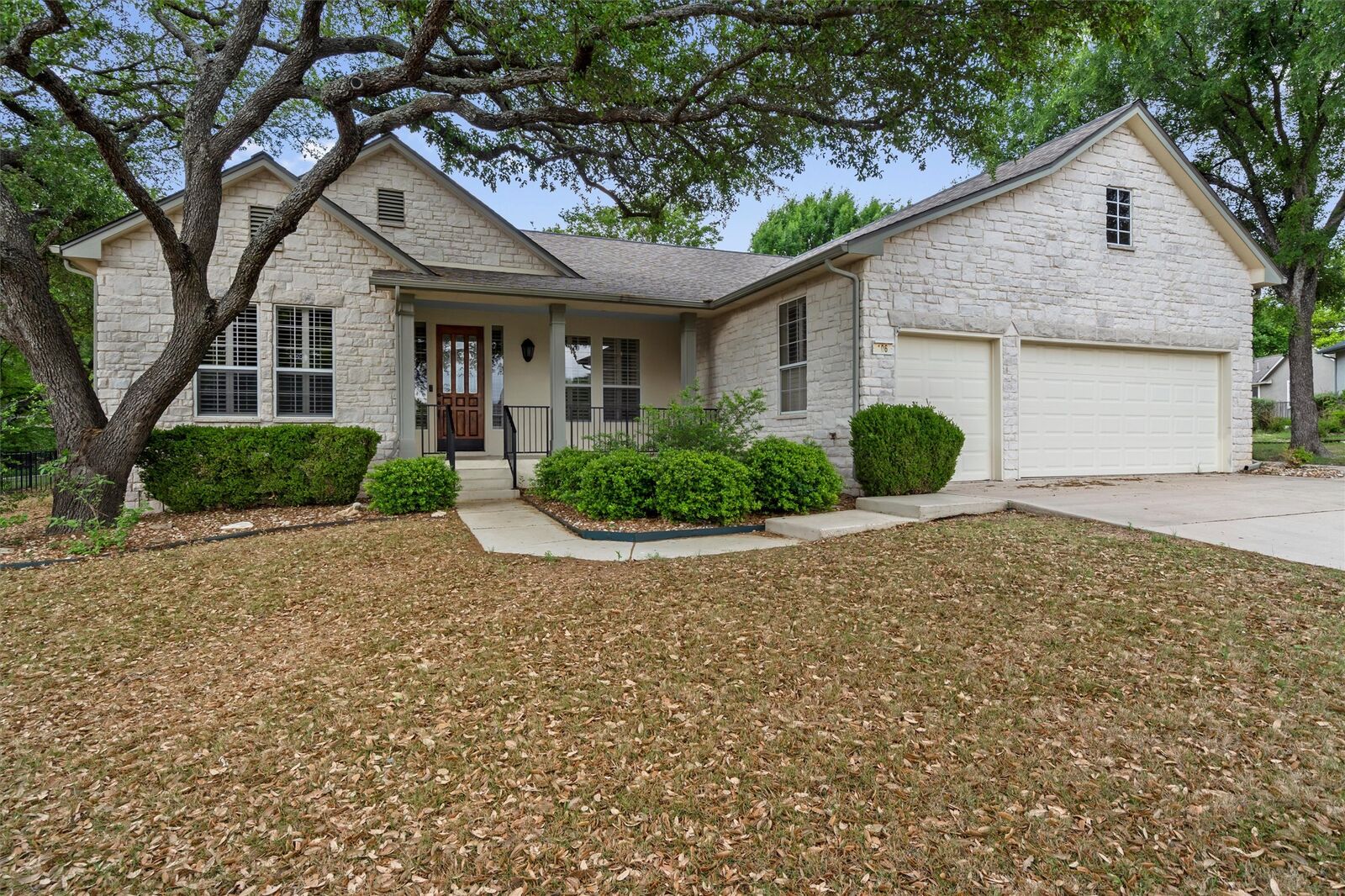 Property Photo:  106 Swallowtail Circle  TX 78633 