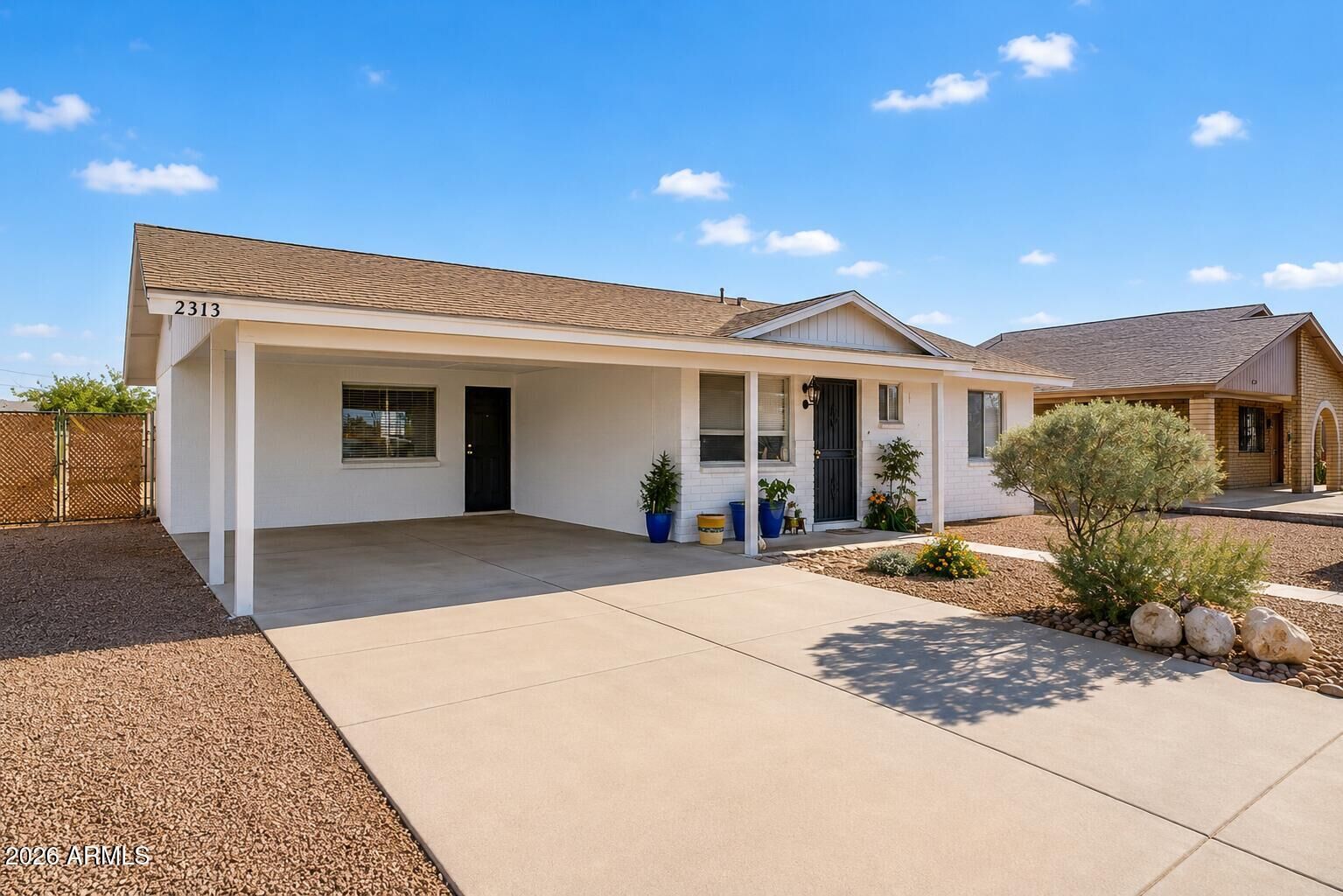 Property Photo: 2313 E Obregon Street AZ 85288