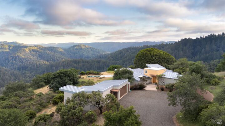 Property Photo:  200 Mountain King Road  CA 94938 