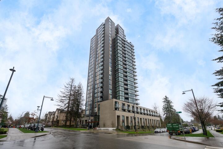 10333 133 Street 1801 — photo 1