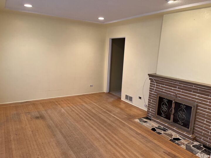 Property Photo: 1419 E 30th Avenue BC V5N 3A1