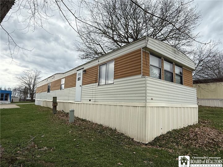 Property Photo:  124 High Acres Drive  NY 14712 