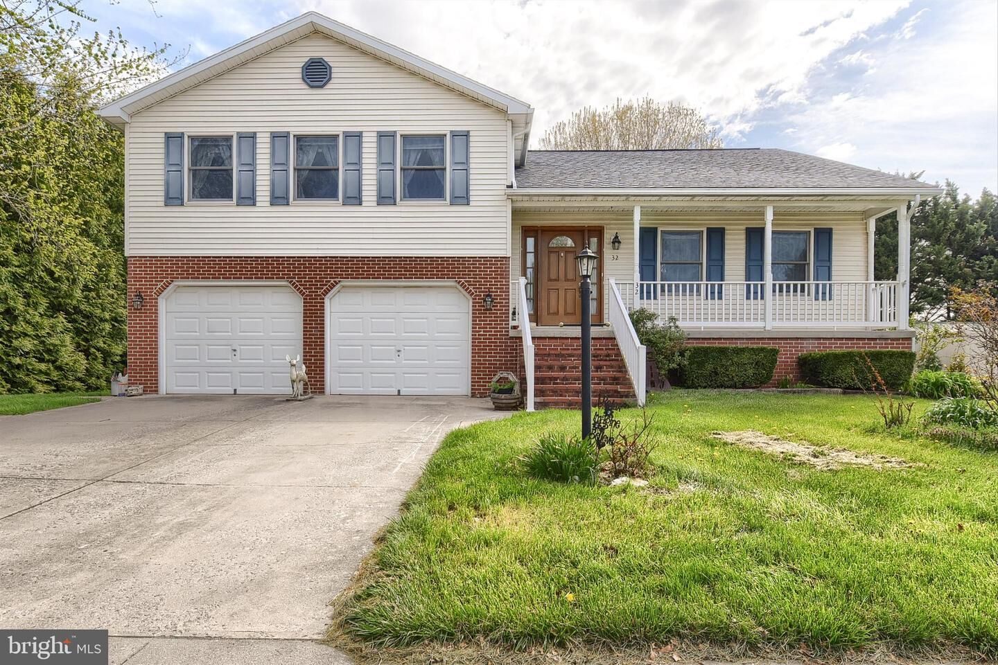 Property Photo:  32 Chinkapin Drive  PA 17350 