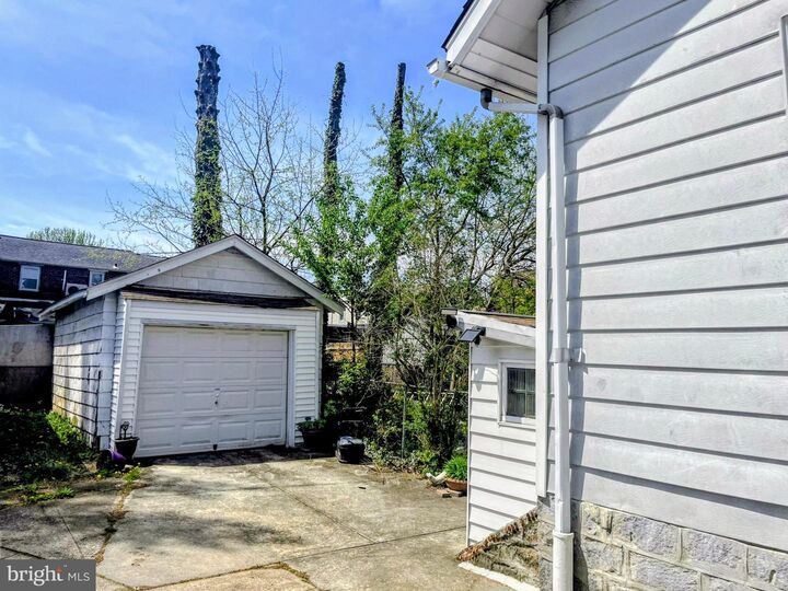 Property Photo:  1808 Griffith Street  PA 19111 
