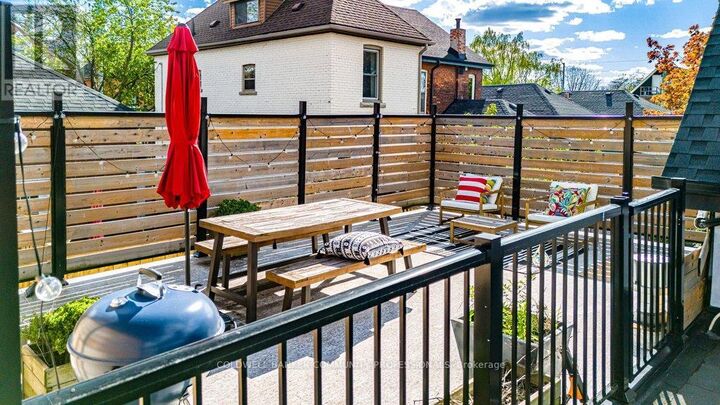 Photo de la propriété:  14 Reginald Street  ON L8P 3X9 