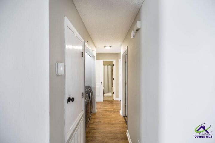 Property Photo: 111 Ashford Park GA 31005