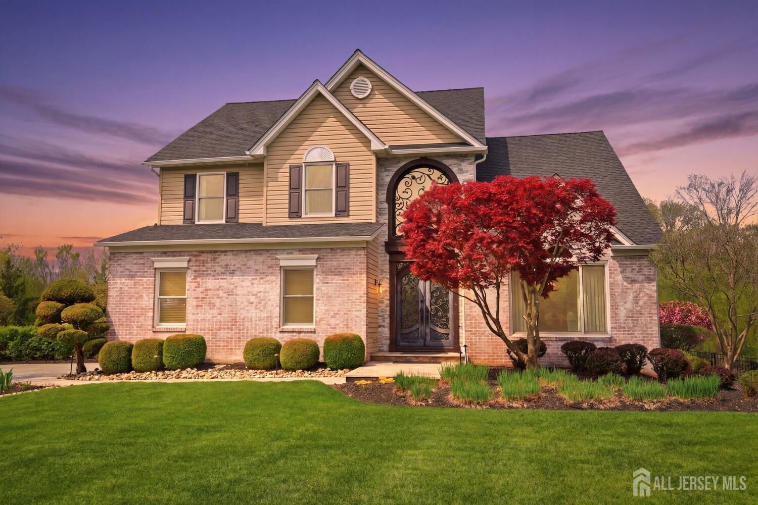 Property Photo:  6 Deerfield Drive  NJ 08831 