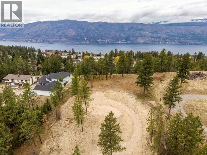 Property Photo: 11011 Hallam Drive BC V4V 1P2