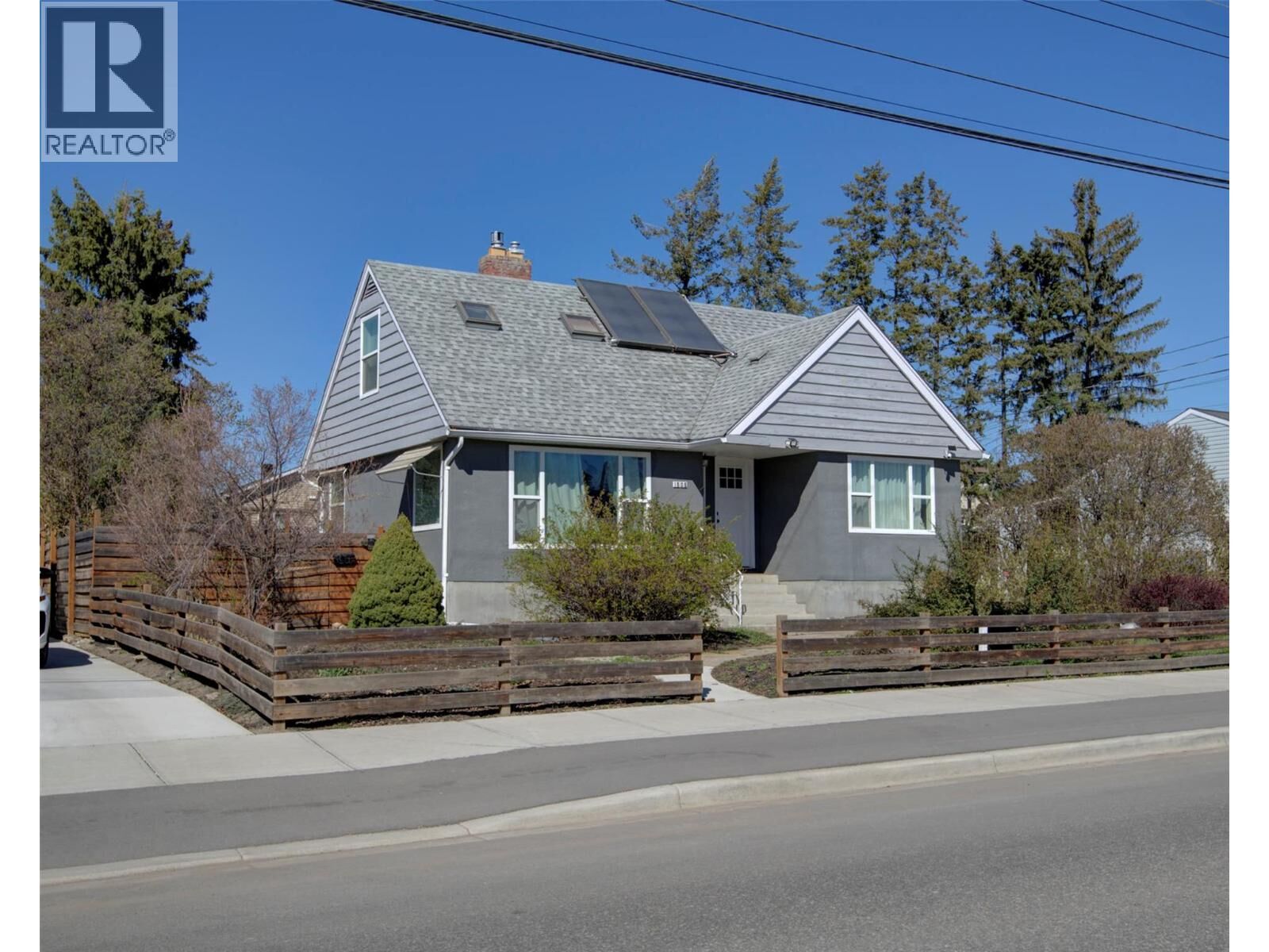 Property Photo: 1505 32 Avenue BC V1T 2H9