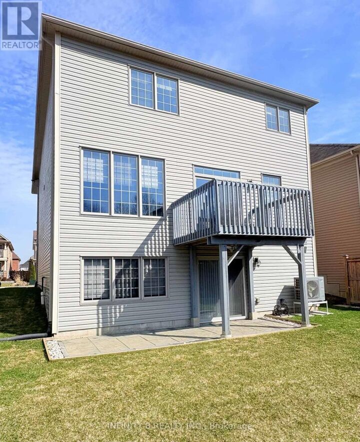 Property Photo: 8641 Dogwood Crescent ON L2H 0K7