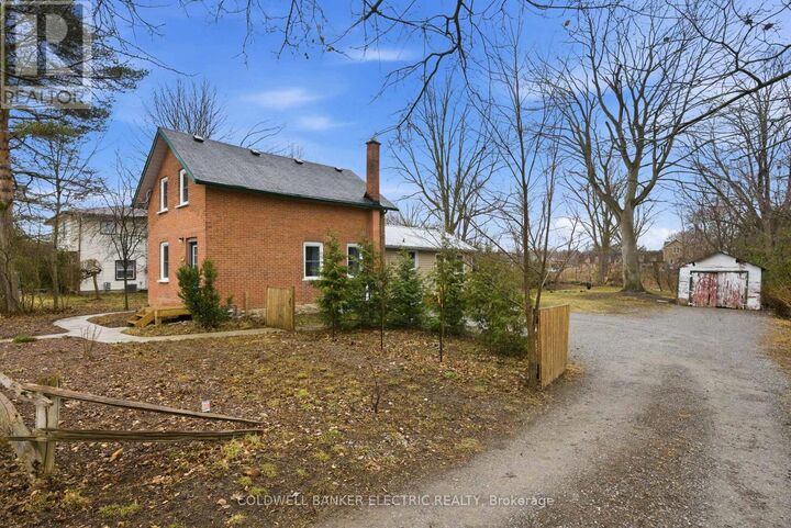 Property Photo:  607 Armour Road  ON K9H 1Z3 