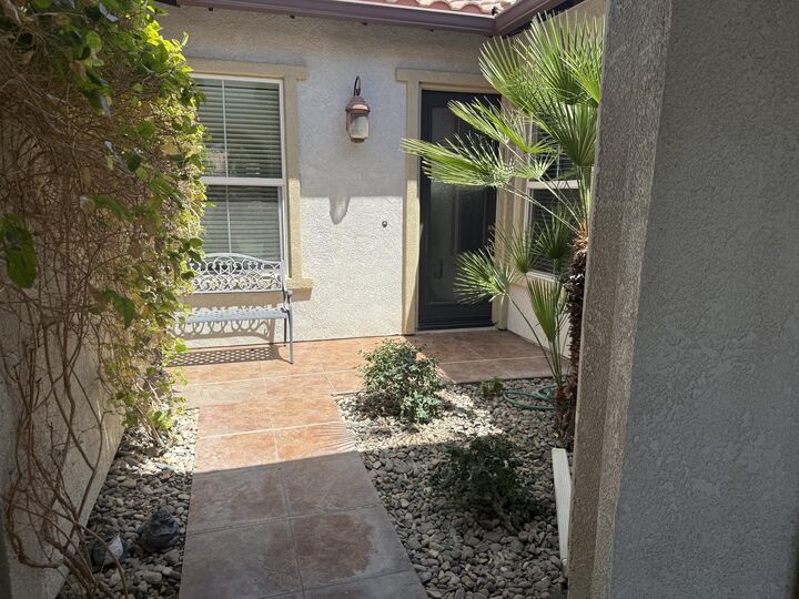 Property Photo:  59 Shoreline Drive  CA 92270 