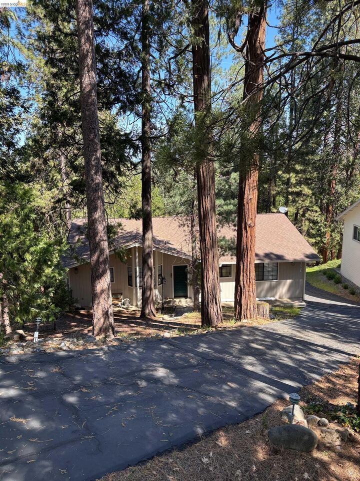 Property Photo:  20728 Point View Dr.  CA 95321 