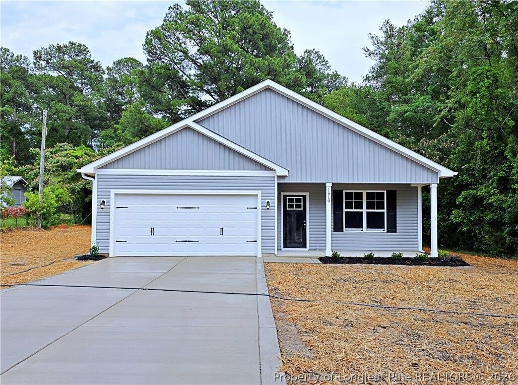 Property Photo:  1610 Gardenia Avenue  NC 28311 