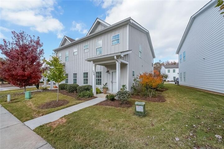 Property Photo:  256 Sidney Lanier Avenue  GA 30607 