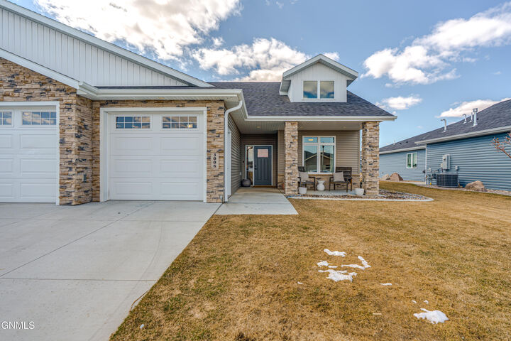 Property Photo: 3008 Peach Tree Drive ND 58504