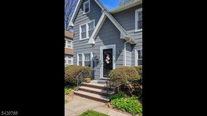 Property Photo:  24 Greaves Pl  NJ 07016 