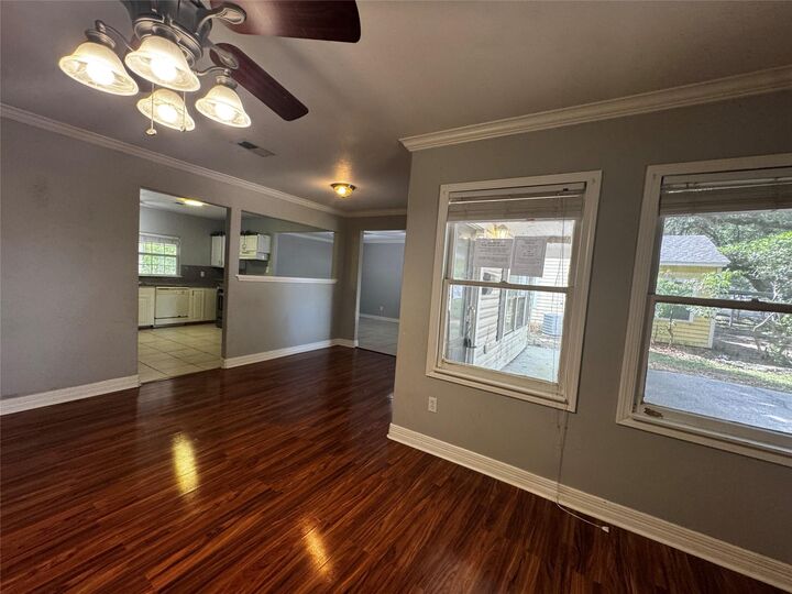 Property Photo:  4535 Clermont Avenue  TX 77619 