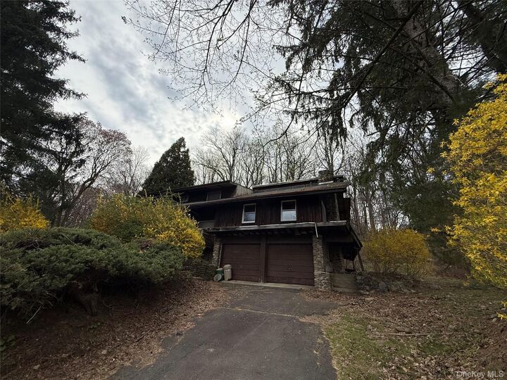 Property Photo:  20 Badger Street  NY 10956 