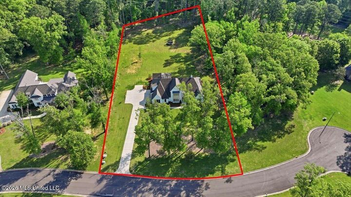 Property Photo:  172 Chantilly Drive  MS 39110 