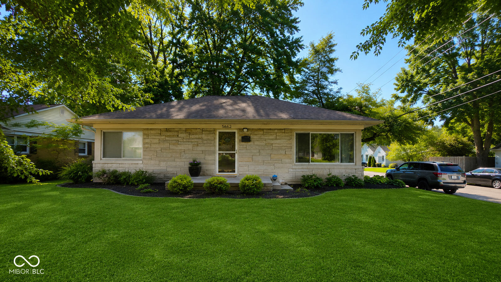 Property Photo:  5662 Primrose Avenue  IN 46220 