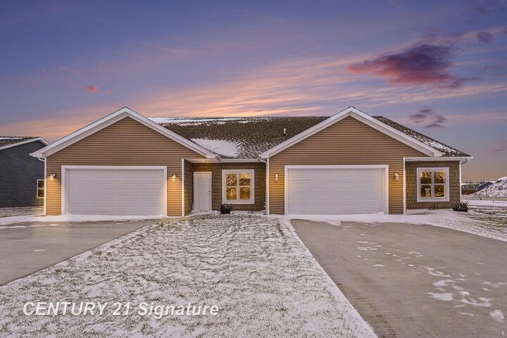 Property Photo: 8440 S Valley Spring Lane MI 48623