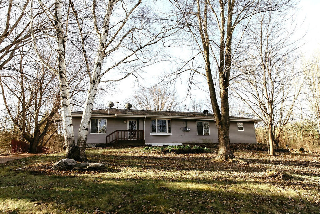 Property Photo:  W8139 County Road A -  WI 53115 