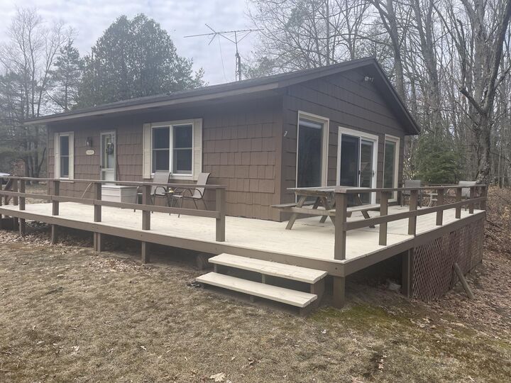 Property Photo:  617 N Croswell Avenue  MI 49349 