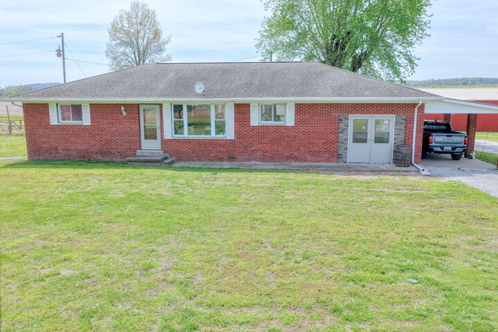 Property Photo:  3992 Neunert Road  IL 62950 