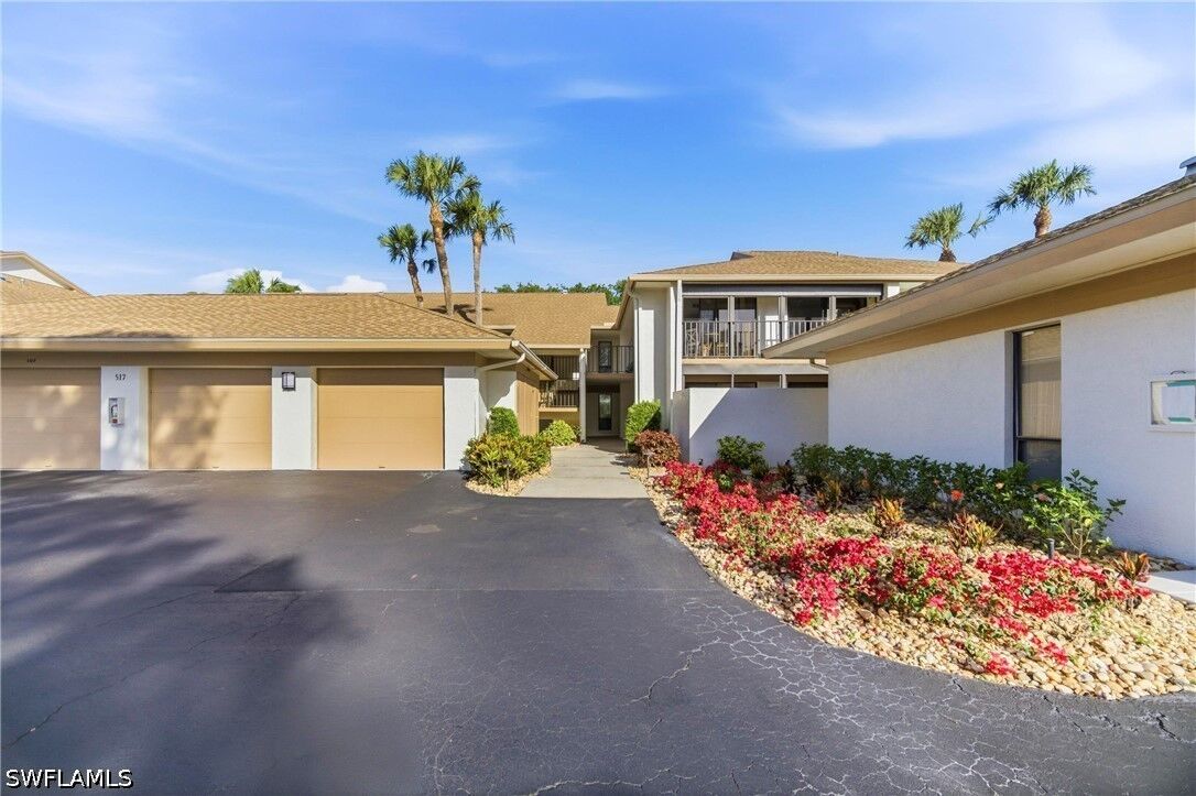 Property Photo:  517 Lake Louise Circle 103  FL 34110 