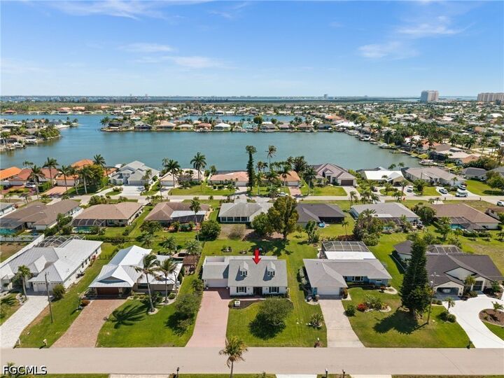 Property Photo:  706 SW 51st Terrace  FL 33914 