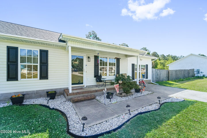 Property Photo:  185 Liberty Park Road  NC 28540 