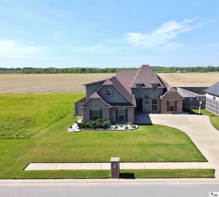 Property Photo:  302 Cotton Trace  LA 71202 