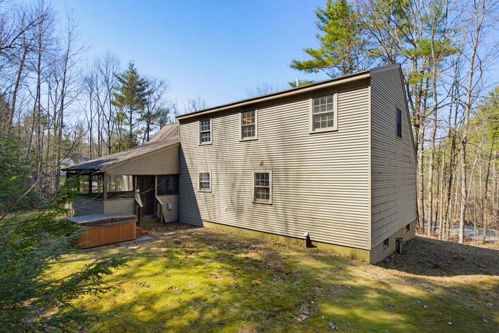 Property Photo:  229 Valley Road  NH 03855 